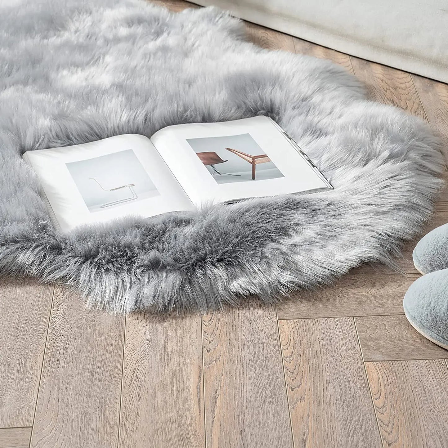Soft Sheepskin Bedroom Carpet - The Livix