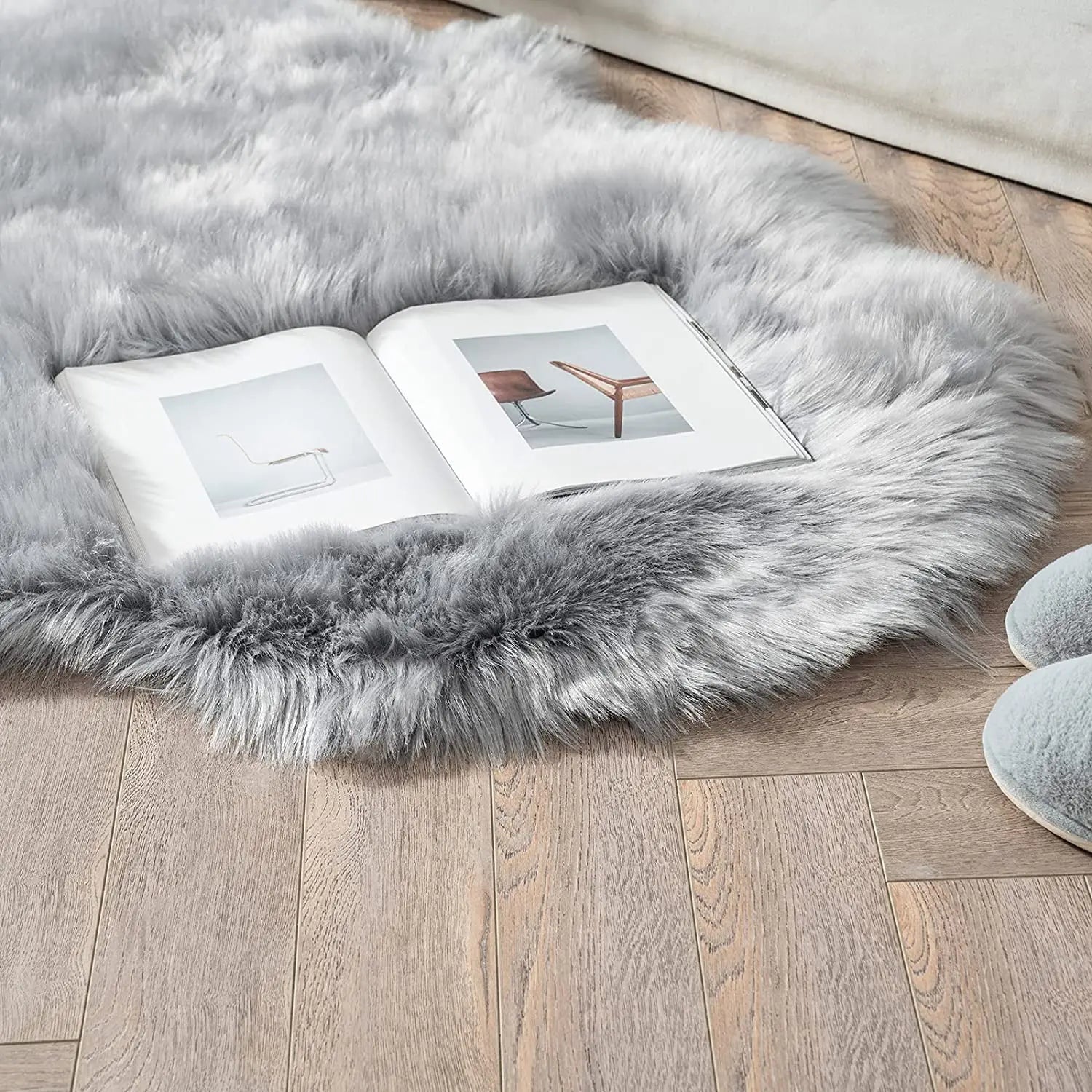 Soft Sheepskin Bedroom Carpet - The Livix